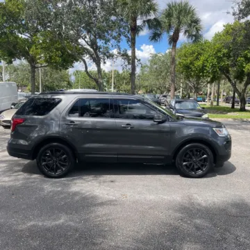 Another view of 2018 Ford Explorer XLT for sale in Indianapolis, IN at Indy Auto Man
