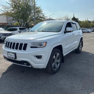 Photos of 2016 Jeep Grand Cherokee Overland for sale in Indianapolis, IN at Indy Auto Man