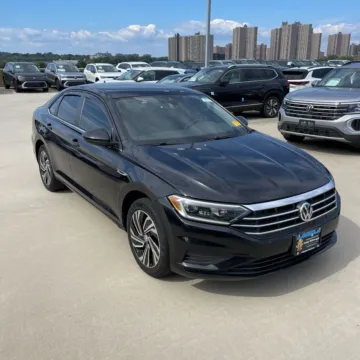 Black 2020 Volkswagen Jetta SEL for sale in Indianapolis, IN