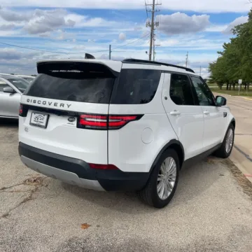 More photos of 2018 Land Rover Discovery HSE at Indy Auto Man, IN