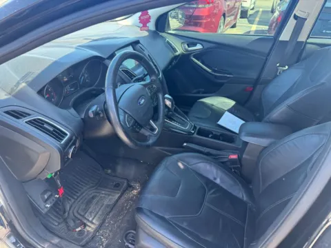 More photos of 2017 Ford Focus Titanium at Indy Auto Man, IN