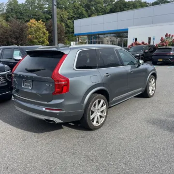 More photos of 2017 Volvo XC90 T6 Inscription at Indy Auto Man, IN