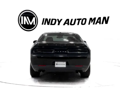 More photos of 2019 Dodge Challenger SXT at Indy Auto Man, IN