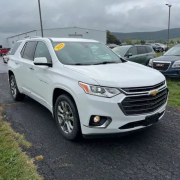 White 2019 Chevrolet Traverse Premier for sale in Indianapolis, IN
