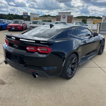More photos of 2020 Chevrolet Camaro LT1 at Indy Auto Man, IN