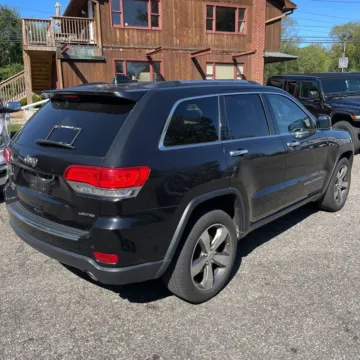 More photos of 2015 Jeep Grand Cherokee Limited at Indy Auto Man, IN