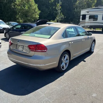 More photos of 2015 Volkswagen Passat TDI SEL Premium at Indy Auto Man, IN