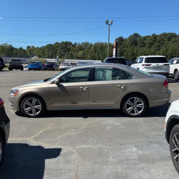 More photos of 2015 Volkswagen Passat TDI SEL Premium at Indy Auto Man, IN