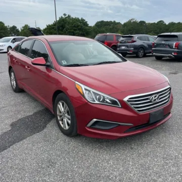 Red 2017 Hyundai Sonata SE for sale in Indianapolis, IN