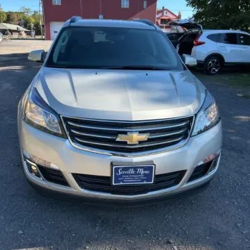 Photos of 2017 Chevrolet Traverse 2LT for sale in Indianapolis, IN at Indy Auto Man