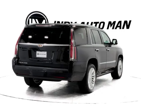 More photos of 2018 Cadillac Escalade Platinum Edition at Indy Auto Man, IN