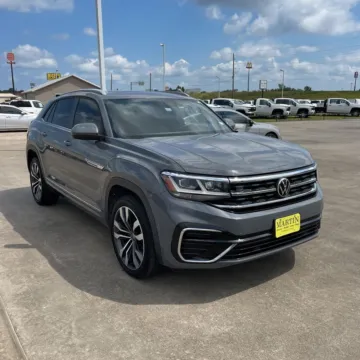 Gray 2021 Volkswagen Atlas Cross Sport 3.6L V6 SE w/Technology R-Line for sale in Indianapolis, IN