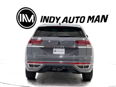 More photos of 2021 Volkswagen Atlas Cross Sport 3.6L V6 SE w/Technology R-Line at Indy Auto Man - Indianapolis, IN