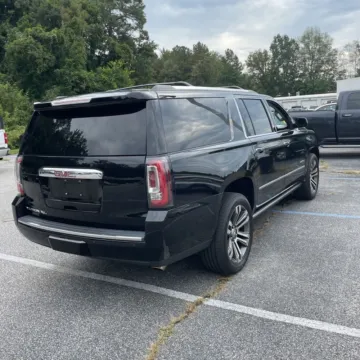 More photos of 2019 GMC Yukon XL Denali at Indy Auto Man, IN