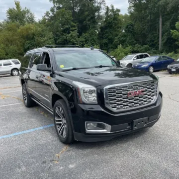 Black 2019 GMC Yukon XL Denali for sale in Indianapolis, IN