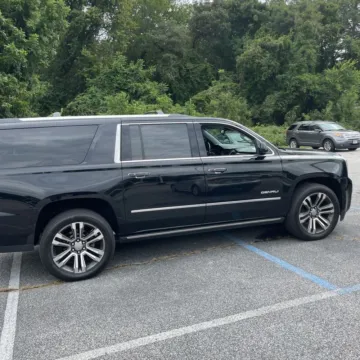 More photos of 2019 GMC Yukon XL Denali at Indy Auto Man, IN