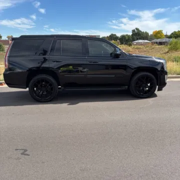 More photos of 2016 Cadillac Escalade Luxury at Indy Auto Man, IN