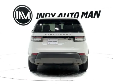More photos of 2017 Land Rover Discovery SE at Indy Auto Man - Indianapolis, IN