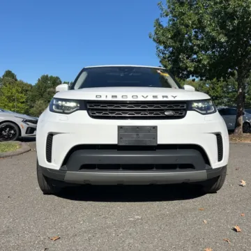 Photos of 2017 Land Rover Discovery SE for sale in Indianapolis, IN at Indy Auto Man