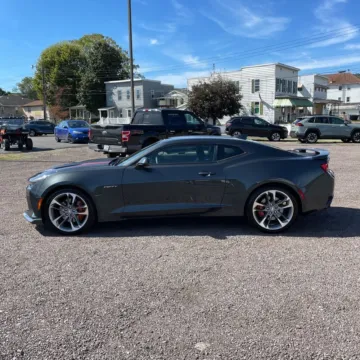 More photos of 2017 Chevrolet Camaro SS 2SS at Indy Auto Man, IN