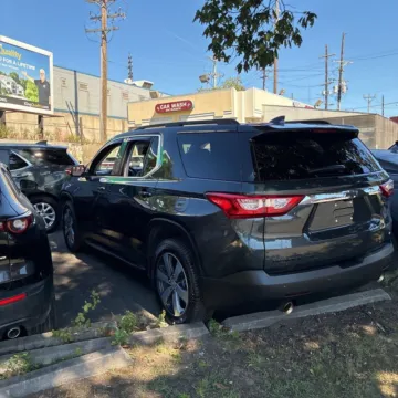 More photos of 2019 Chevrolet Traverse 3LT at Indy Auto Man, IN