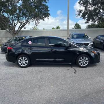 Another view of 2022 Toyota Corolla LE for sale in Indianapolis, IN at Indy Auto Man