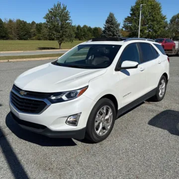 Photos of 2021 Chevrolet Equinox LT for sale in Indianapolis, IN at Indy Auto Man