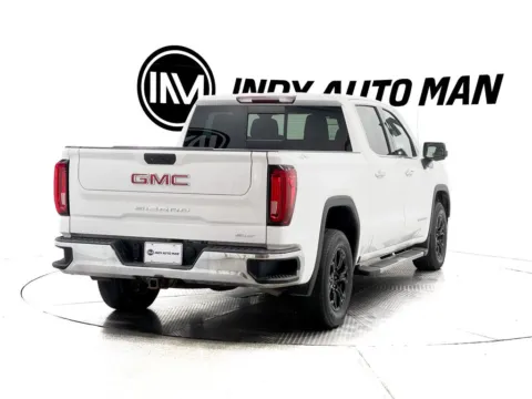 More photos of 2020 GMC Sierra 1500 SLT at Indy Auto Man, IN
