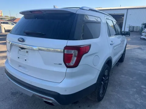 Another view of 2016 Ford Explorer Platinum for sale in Indianapolis, IN at Indy Auto Man