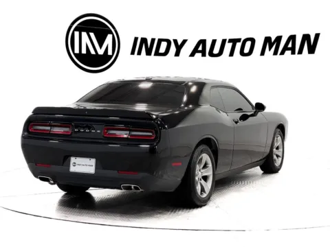 More photos of 2019 Dodge Challenger SXT at Indy Auto Man, IN