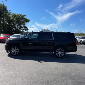 More photos of 2019 Chevrolet Suburban Premier at Indy Auto Man, IN