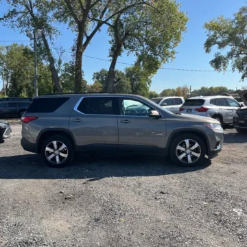 More photos of 2019 Chevrolet Traverse 3LT at Indy Auto Man, IN