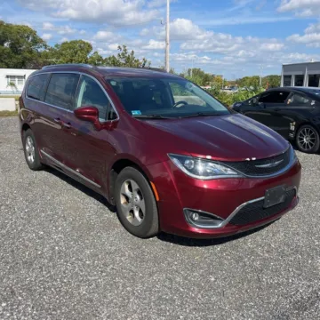 Red 2017 Chrysler Pacifica Touring L Plus for sale in Indianapolis, IN