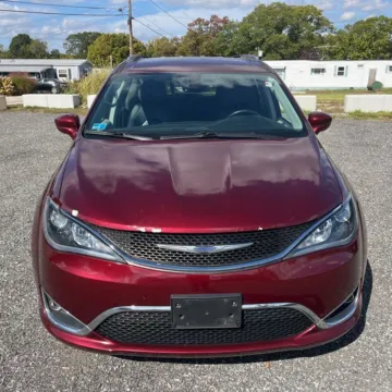 Photos of 2017 Chrysler Pacifica Touring L Plus for sale in Indianapolis, IN at Indy Auto Man