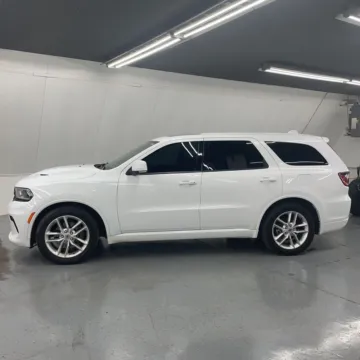 More photos of 2021 Dodge Durango R/T at Indy Auto Man, IN