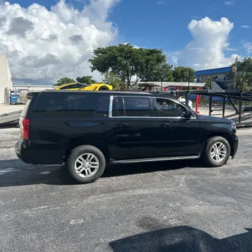 More photos of 2019 Chevrolet Suburban LT at Indy Auto Man, IN