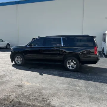 More photos of 2019 Chevrolet Suburban LT at Indy Auto Man, IN