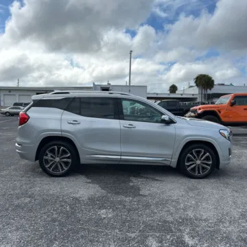 More photos of 2019 GMC Terrain Denali at Indy Auto Man, IN