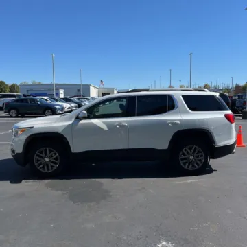 More photos of 2019 GMC Acadia SLT-1 at Indy Auto Man, IN