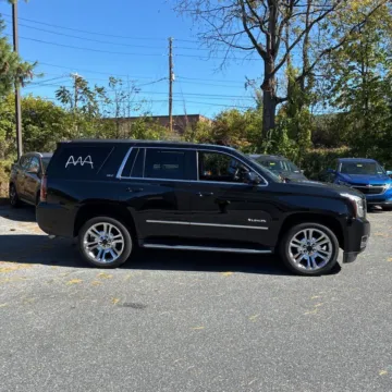 More photos of 2019 GMC Yukon SLT at Indy Auto Man, IN
