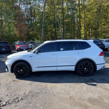 More photos of 2021 Volkswagen Tiguan 2.0T SE R-Line Black at Indy Auto Man, IN