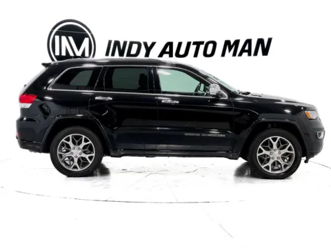 Another view of 2021 Jeep Grand Cherokee Overland for sale in Indianapolis, IN at Indy Auto Man