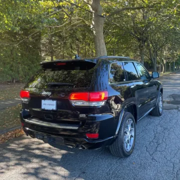 More photos of 2021 Jeep Grand Cherokee Overland at Indy Auto Man, IN