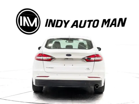 More photos of 2020 Ford Fusion SE at Indy Auto Man - Indianapolis, IN