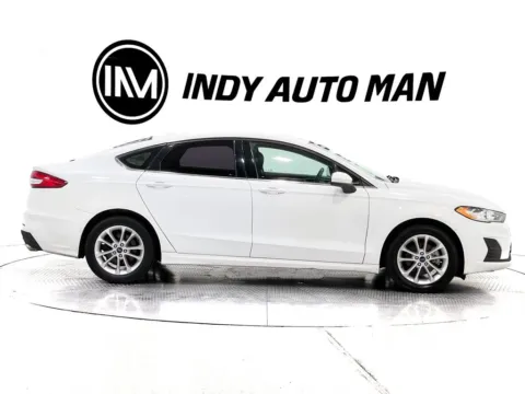 Another view of 2020 Ford Fusion SE for sale in Indianapolis, IN at Indy Auto Man - Indianapolis