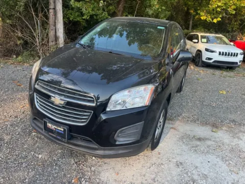 Photos of 2016 Chevrolet Trax LS for sale in Indianapolis, IN at Indy Auto Man
