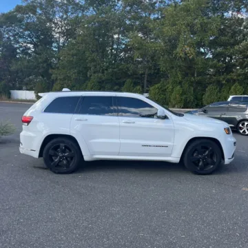 Another view of 2015 Jeep Grand Cherokee High Altitude for sale in Indianapolis, IN at Indy Auto Man