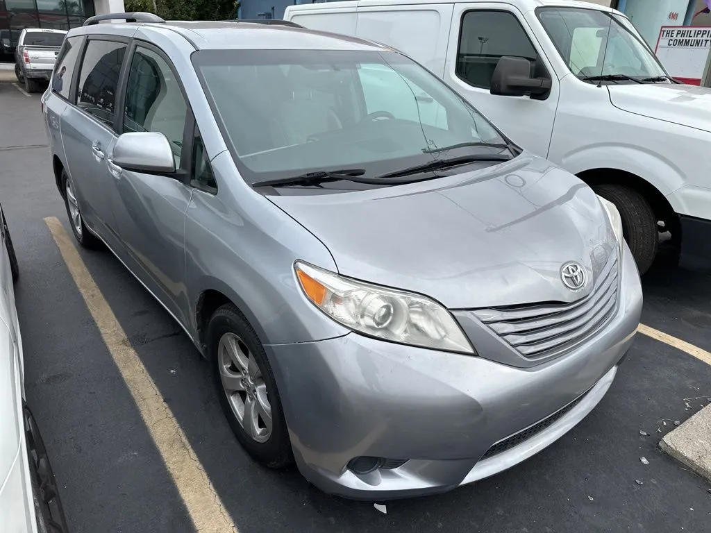 2017 Toyota Sienna
