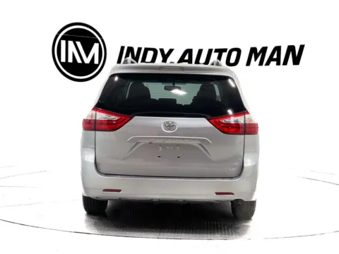 More photos of 2017 Toyota Sienna LE 8 Passenger at Indy Auto Man, IN