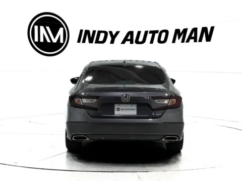 More photos of 2018 Honda Accord Sport at Indy Auto Man, IN